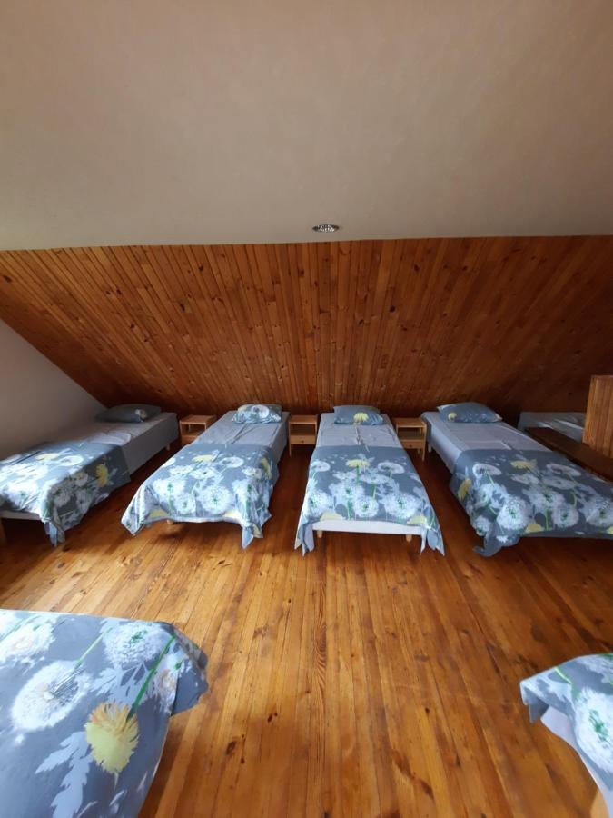 Jaun-Ievinas Hotel Rauna Buitenkant foto