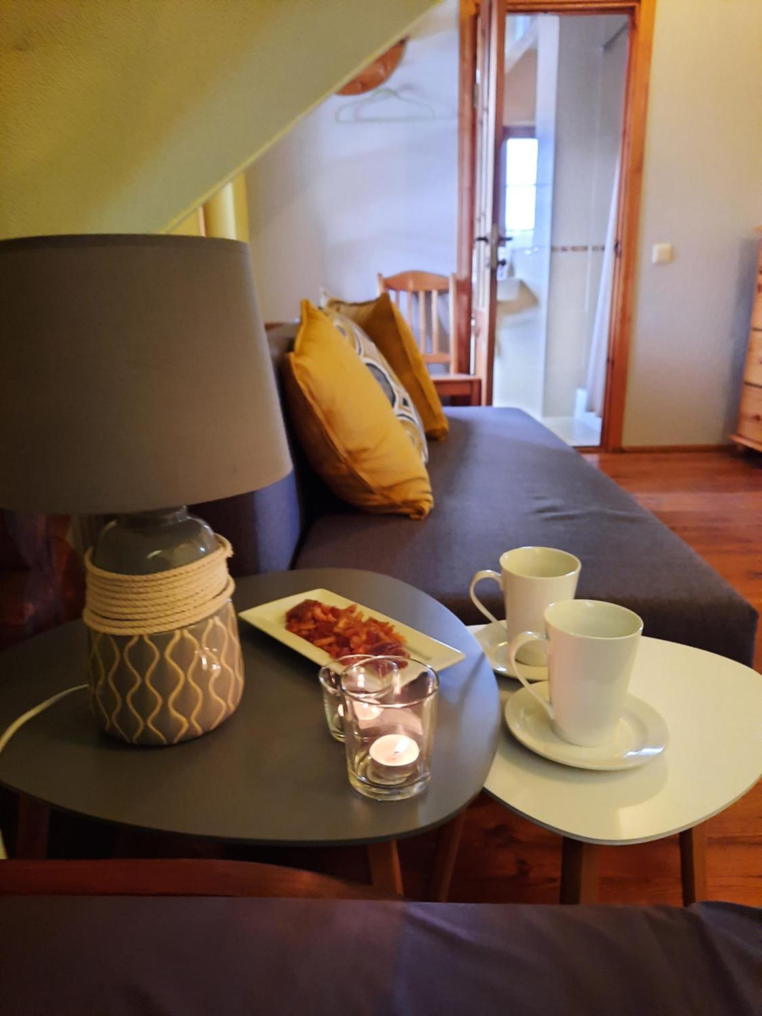 Jaun-Ievinas Hotel Rauna Buitenkant foto