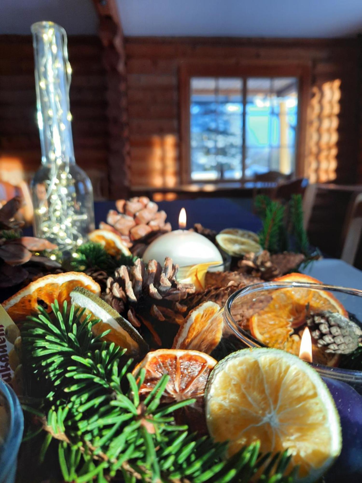 Jaun-Ievinas Hotel Rauna Buitenkant foto