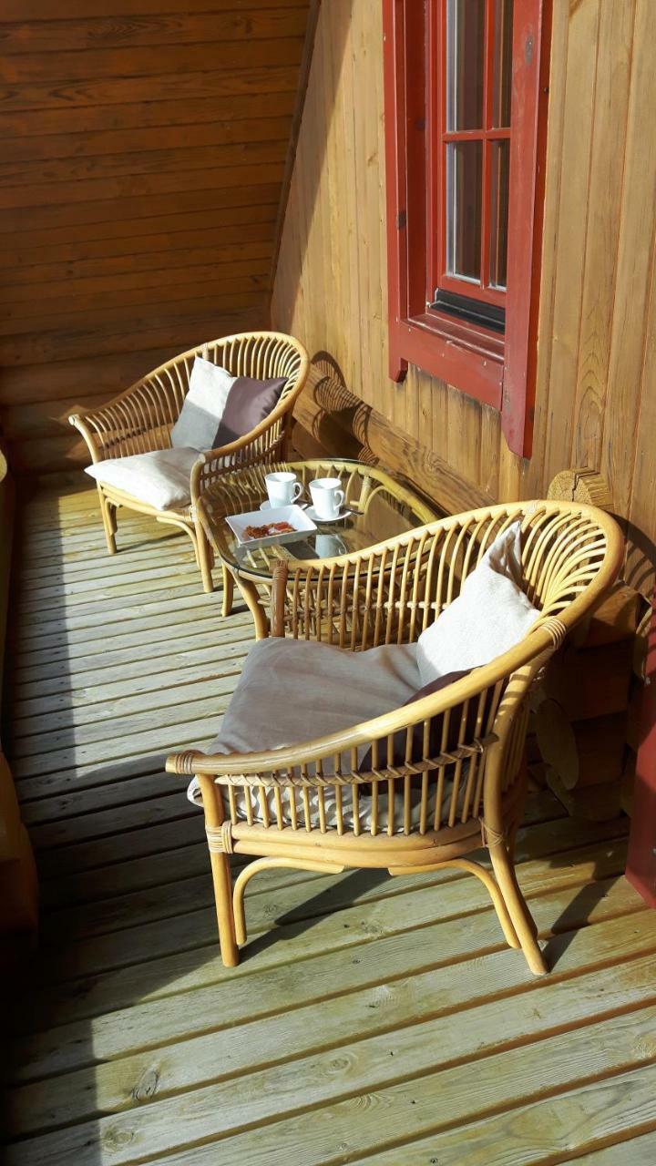 Jaun-Ievinas Hotel Rauna Buitenkant foto